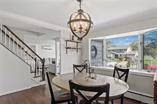 14 Mountain St, Ronkonkoma, NY 11779 - Photo 9