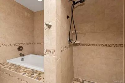 2464 Horace Court, Bellmore, NY 11710 - Photo 15