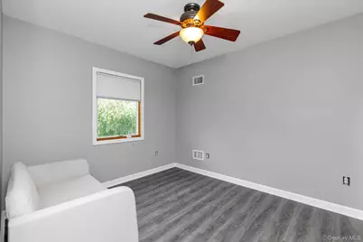2464 Horace Court, Bellmore, NY 11710 - Photo 11