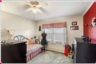 70-04 57th Rd, Maspeth, NY 11378 - Photo 15