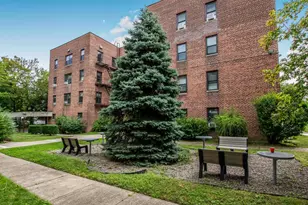 470 N Broadway, Yonkers, NY 10701 - Photo 11