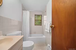 230 Sweet Hollow Rd, Huntington, NY 11743 - Photo 35