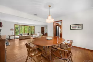 230 Sweet Hollow Rd, Huntington, NY 11743 - Photo 11