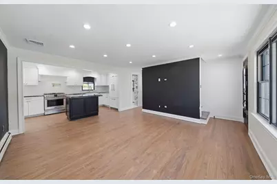 11 Lakewood Avenue, Ronkonkoma, NY 11779 - Photo 13