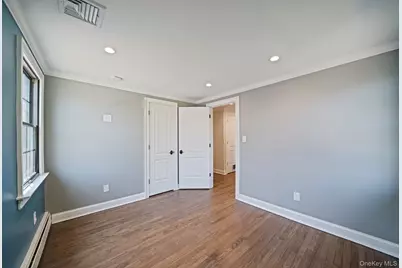 11 Lakewood Avenue, Ronkonkoma, NY 11779 - Photo 21