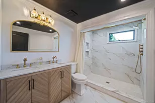 11 Lakewood Ave, Ronkonkoma, NY 11779 - Photo 25