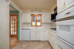 23 Lark St, Pearl River, NY 10965 - Photo 5
