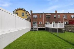 709 Logan Ave, Bronx, NY 10465 - Photo 21