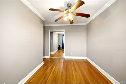 709 Logan Avenue, Bronx, NY 10465 - Photo 13