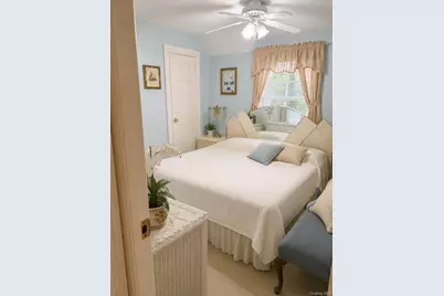 9019 218th Street, Queens Village, NY 11428 - Photo 7