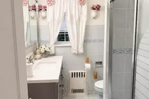 90-19 218th St, Queens Village, NY 11428 - Photo 9