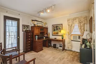 4 May Ct, West Hempstead, NY 11552 - Photo 21