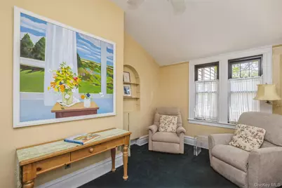 4 May Court, West Hempstead, NY 11552 - Photo 9