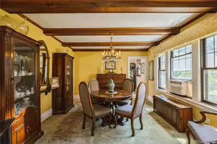 4 May Ct, West Hempstead, NY 11552 - Photo 11