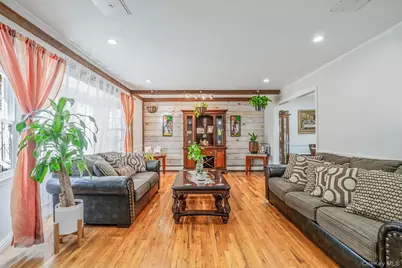 3 Otsego Avenue, Dix Hills, NY 11746 - Photo 5