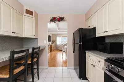 325 Glenbrook Avenue, Yonkers, NY 10705 - Photo 27