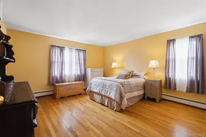 325 Glenbrook Avenue, Yonkers, NY 10705 - Photo 29