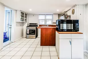 17 Mott St, Patchogue, NY 11772 - Photo 11