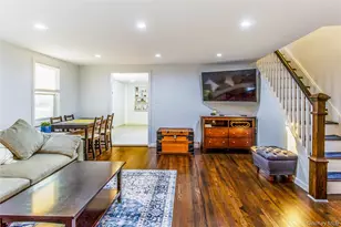 17 Mott St, Patchogue, NY 11772 - Photo 9