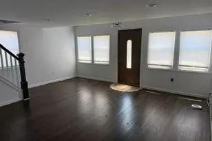17 Mott St, Patchogue, NY 11772 - Photo 5