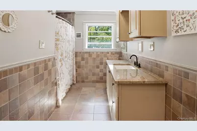 5 Canary Court, Huntington, NY 11743 - Photo 17