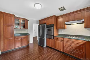 1 Lakeview Dr, Peekskill, NY 10566 - Photo 17