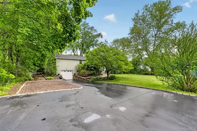 2834 Hedge Street, Yorktown Heights, NY 10598 - Photo 21