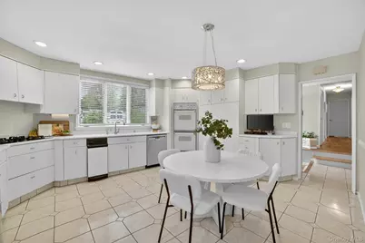 2834 Hedge Street, Yorktown Heights, NY 10598 - Photo 3