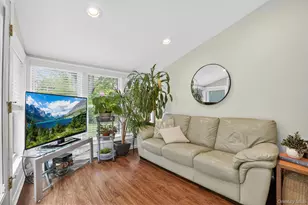 2834 Hedge St, Yorktown Heights, NY 10598 - Photo 9