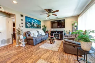 8 Oswego Dr, Bay Shore, NY 11706 - Photo 3