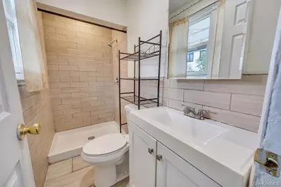 431 Argyle Road, East Meadow, NY 11554 - Photo 19