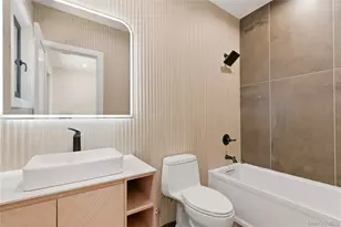 97 Parkway Dr, Roslyn Heights, NY 11577 - Photo 35
