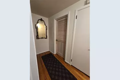 21 Woodridge Lane, Sea Cliff, NY 11579 - Photo 19