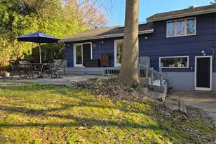 21 Woodridge Ln, Sea Cliff, NY 11579 - Photo 35
