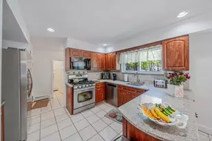 17 Barbara Anne St, Manorville, NY 11949 - Photo 13