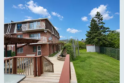 15754 95th Street, Howard Beach, NY 11414 - Photo 3