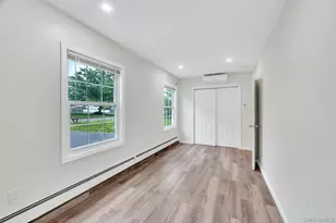 4 Hale Ln, Coram, NY 11727 - Photo 15