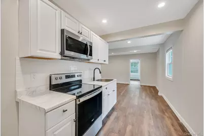 4 Hale Lane, Coram, NY 11727 - Photo 13