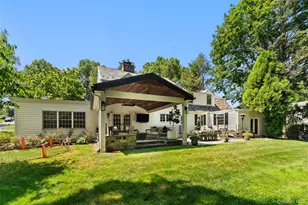 202 Rock Creek Ln, Scarsdale, NY 10583 - Photo 27