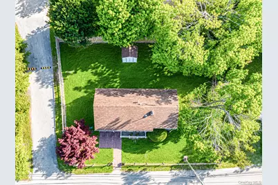 20 Elder Avenue, Hampton Bays, NY 11946 - Photo 3