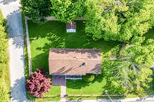 20 Elder Ave, Hampton Bays, NY 11946 - Photo 3
