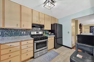 367 1st St, Newburgh, NY 12550 - Photo 9