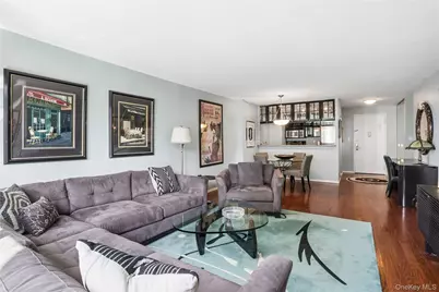 300 E 59th Street #1903, New York, NY 10022 - Photo 3