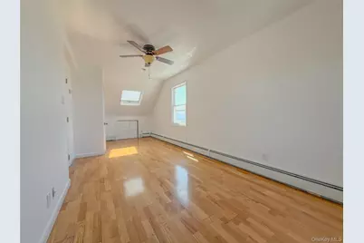 23 Garden City Avenue, Point Lookout, NY 11569 - Photo 11