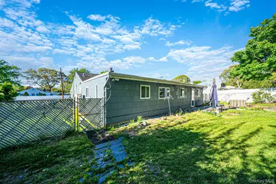 22 Anne Drive, Selden, NY 11784 - Photo 19