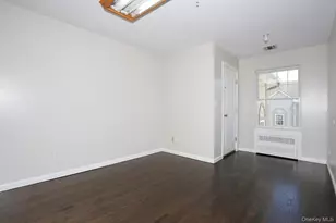 1302 Parkview Dr, Spring Valley, NY 10977 - Photo 29