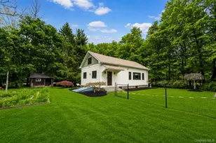 4 Clove Branch Rd, Hopewell Junction, NY 12533 - Photo 3