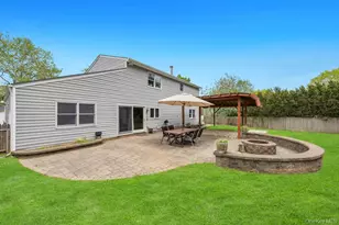 6 Grand Canyon Ln, Coram, NY 11727 - Photo 33