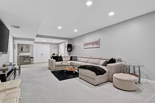 27 Deangelis Dr, Monroe, NY 10950 - Photo 33