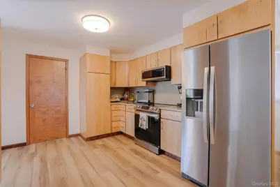 14 West Street, Marlboro, NY 12542 - Photo 9